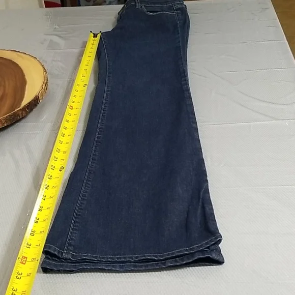 Paige Premium Denim - Picture 8 of 13